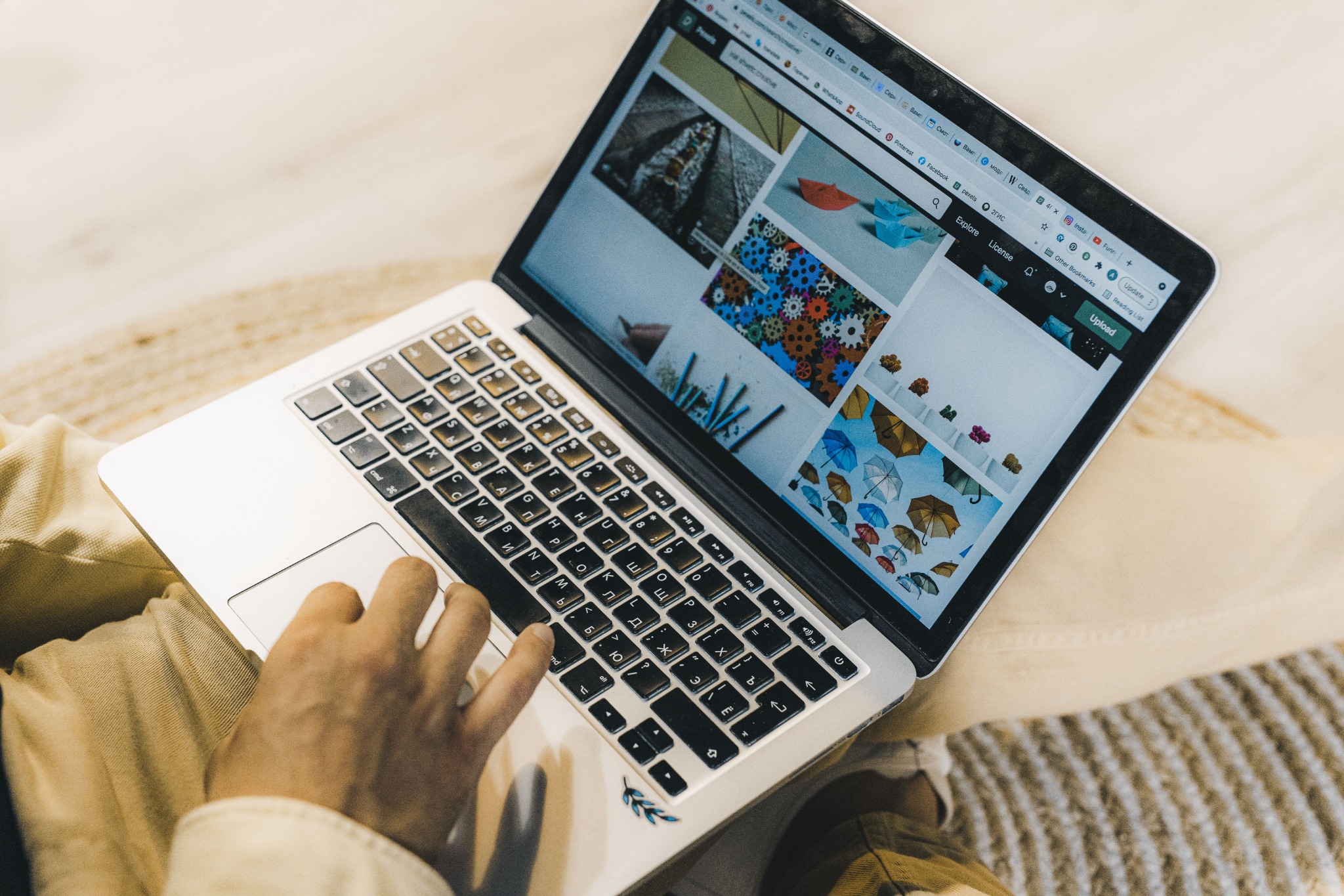 Answer Engine Optimization vs SEO: What's Actually Different
